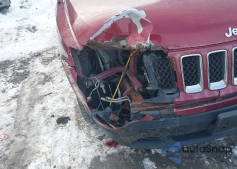 2014 Jeep Compass Sport z USA, uszkodzony, nr VIN 1C4NJDBB0ED828476